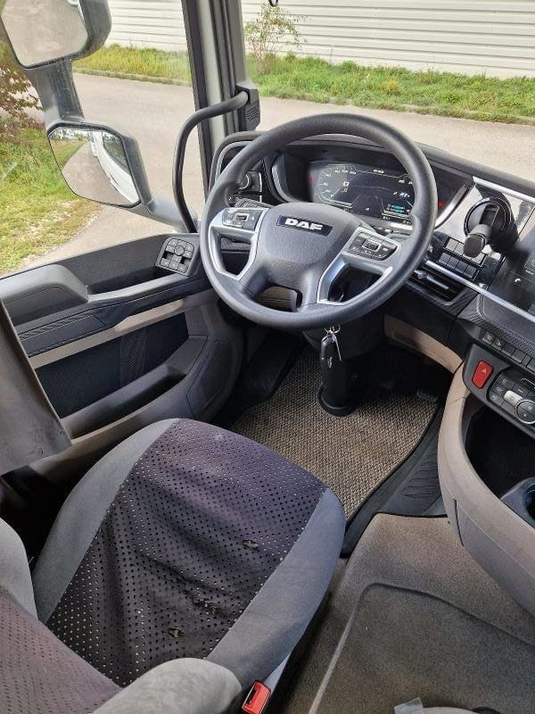 DAF XG 480 FT 4X2 LOW DECK null