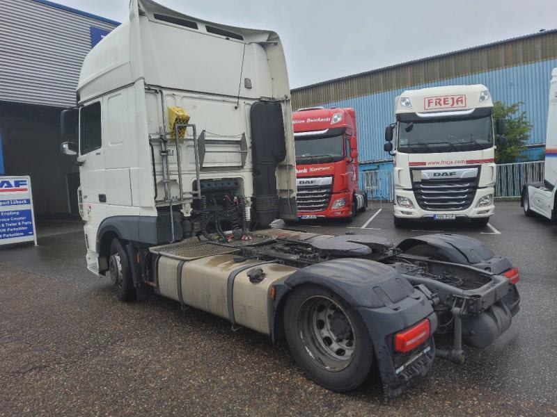 DAF XF 480 FT 4X2 LOW DECK null
