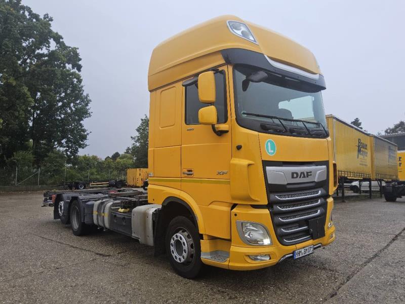 DAF XF 480 FAR 6X2 R null