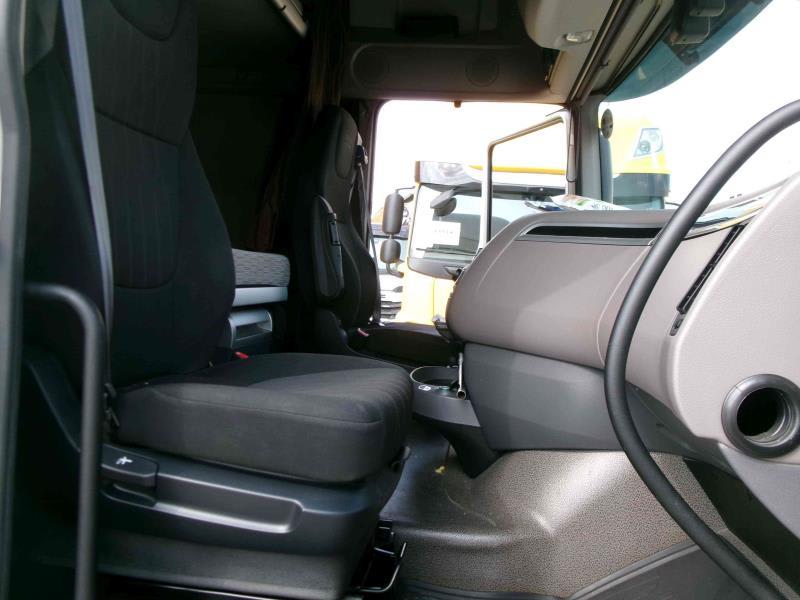 DAF XF 480 FT 4X2 LOW DECK null
