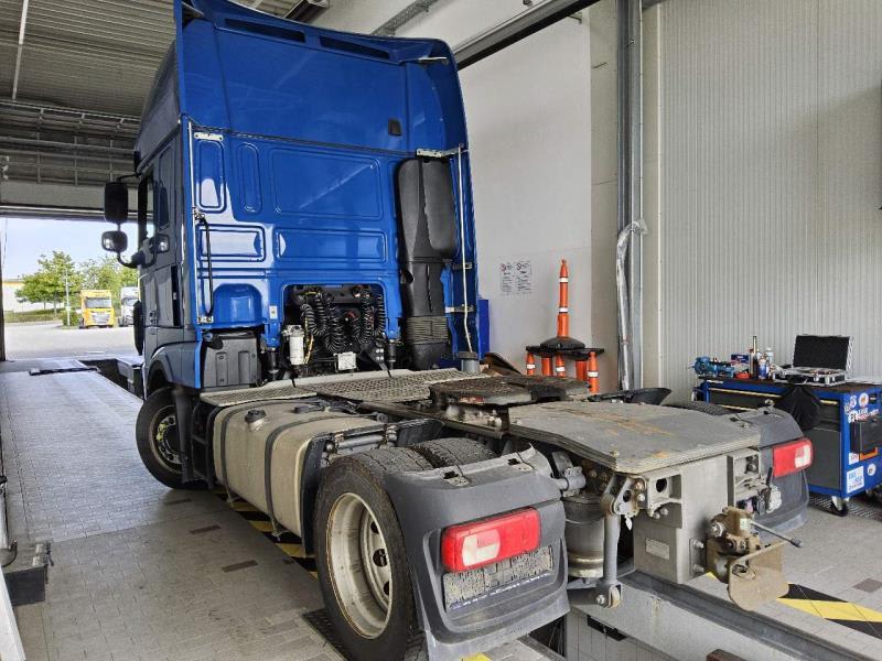 DAF XF 480 FT 4X2 LOW DECK null
