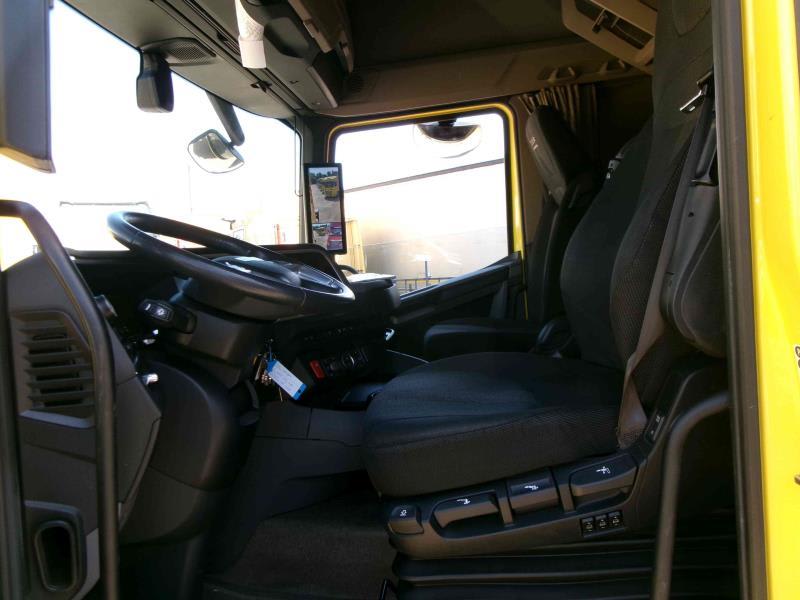 DAF XFn 480 FT 4X2 LOW DECK null