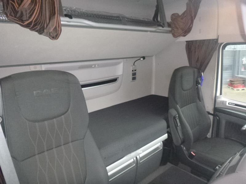 DAF XF 480 FTP 6X2 P null