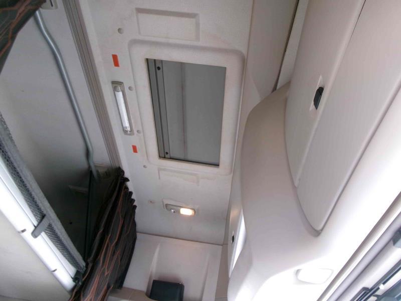 DAF XF 480 FT 4X2 LOW DECK null