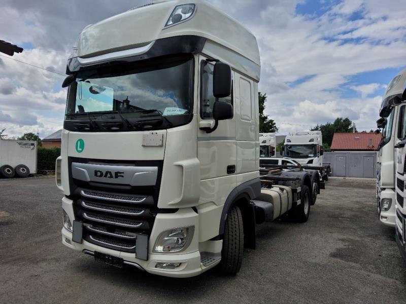 DAF XF 480 FAN 6X2 N Des photos à venir bientôt