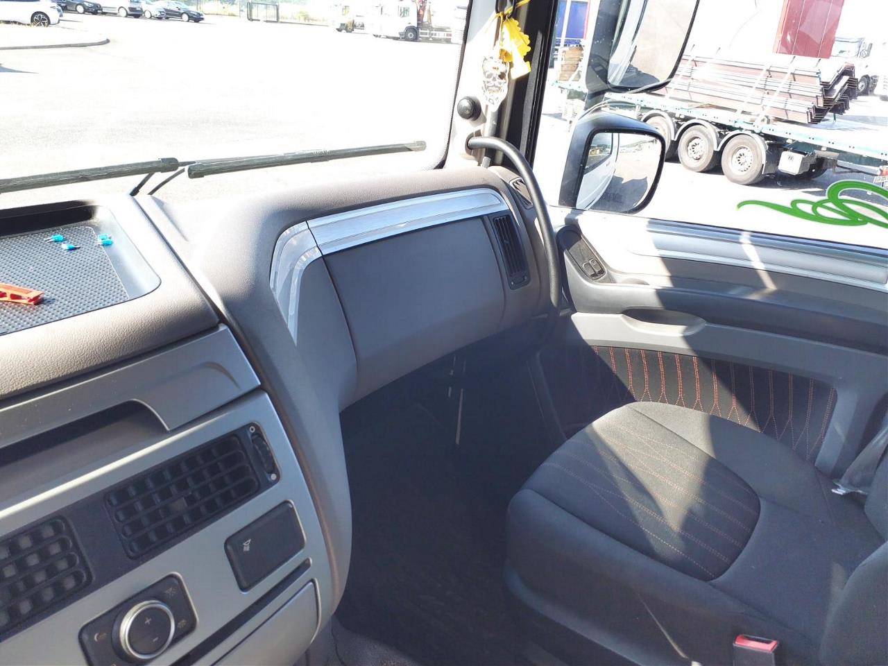 DAF XF 530 FT 4X2 null