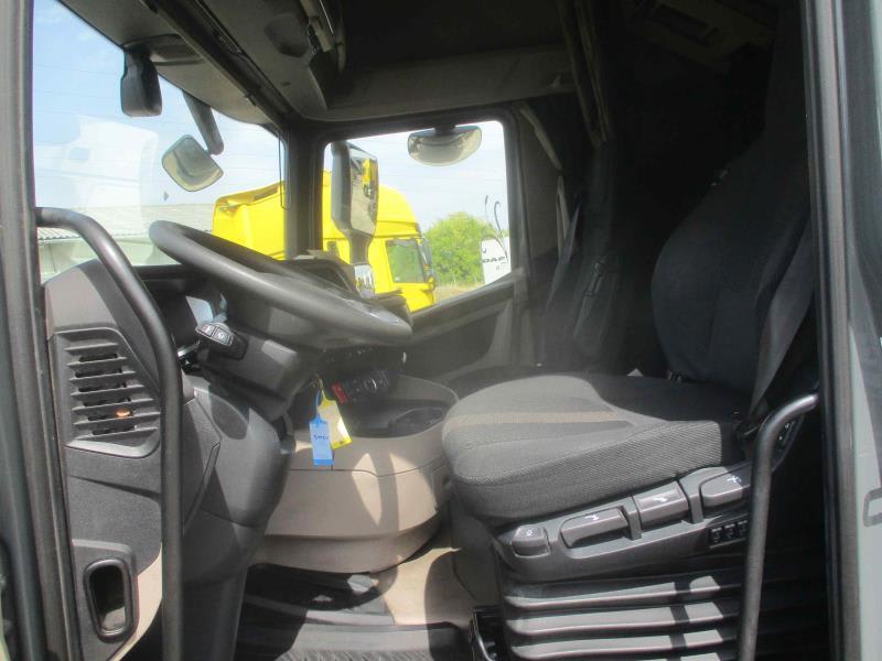 DAF XG 480 FT 4X2 LOW DECK null