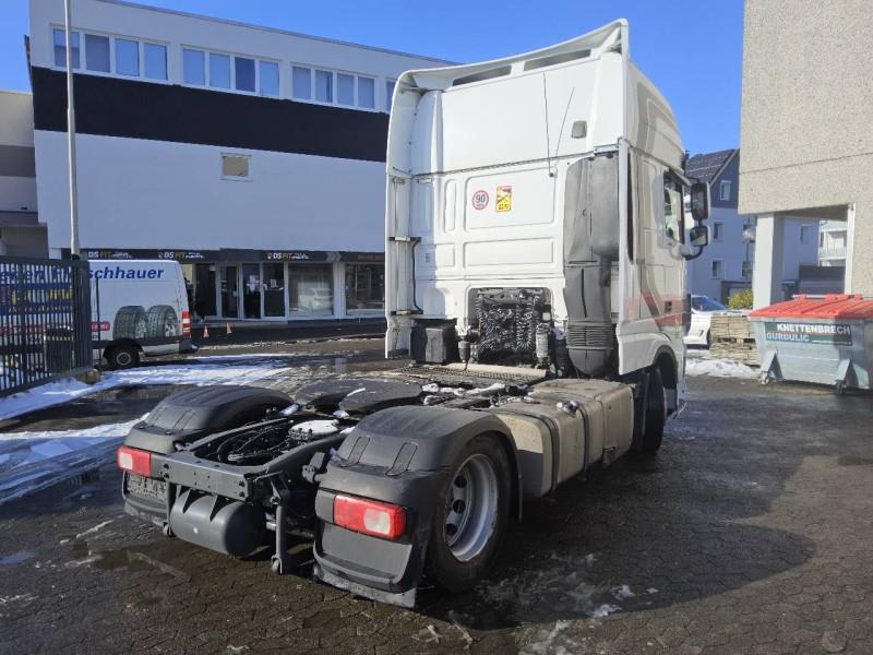 DAF XF 480 FT 4X2 LOW DECK null