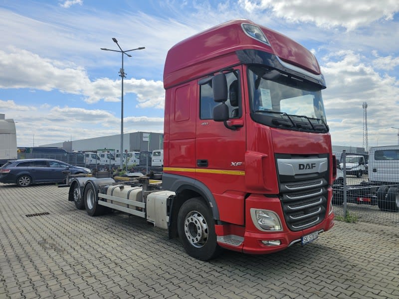 DAF XF 480 FAR 6X2 R null
