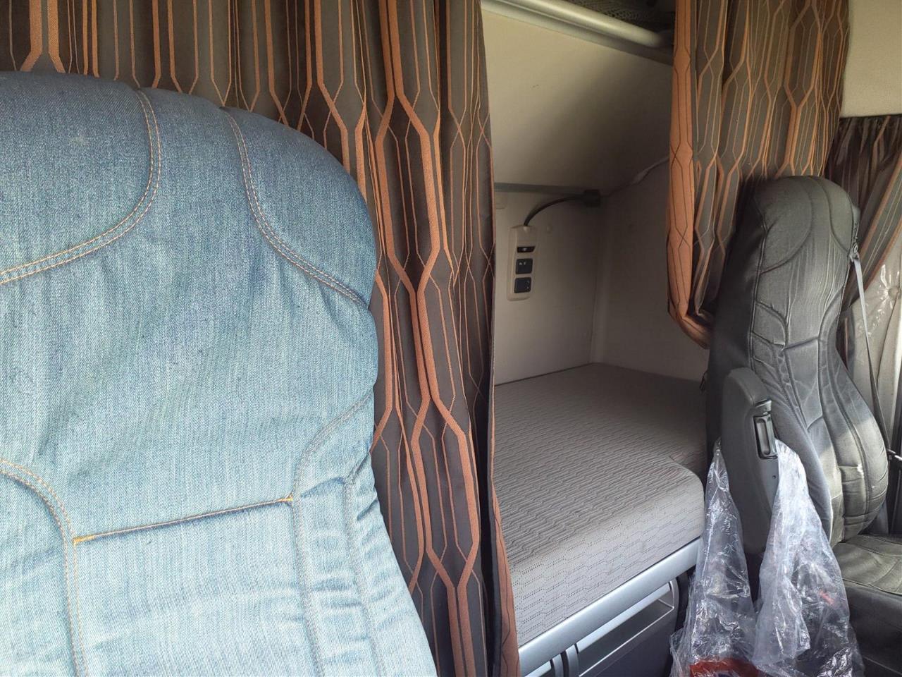 DAF XF 480 FT 4X2 null