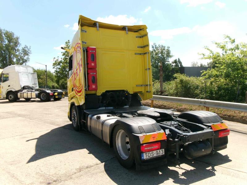 DAF XFn 480 FT 4X2 LOW DECK null