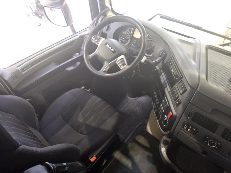 DAF XF 480 FAR 6X2 R null