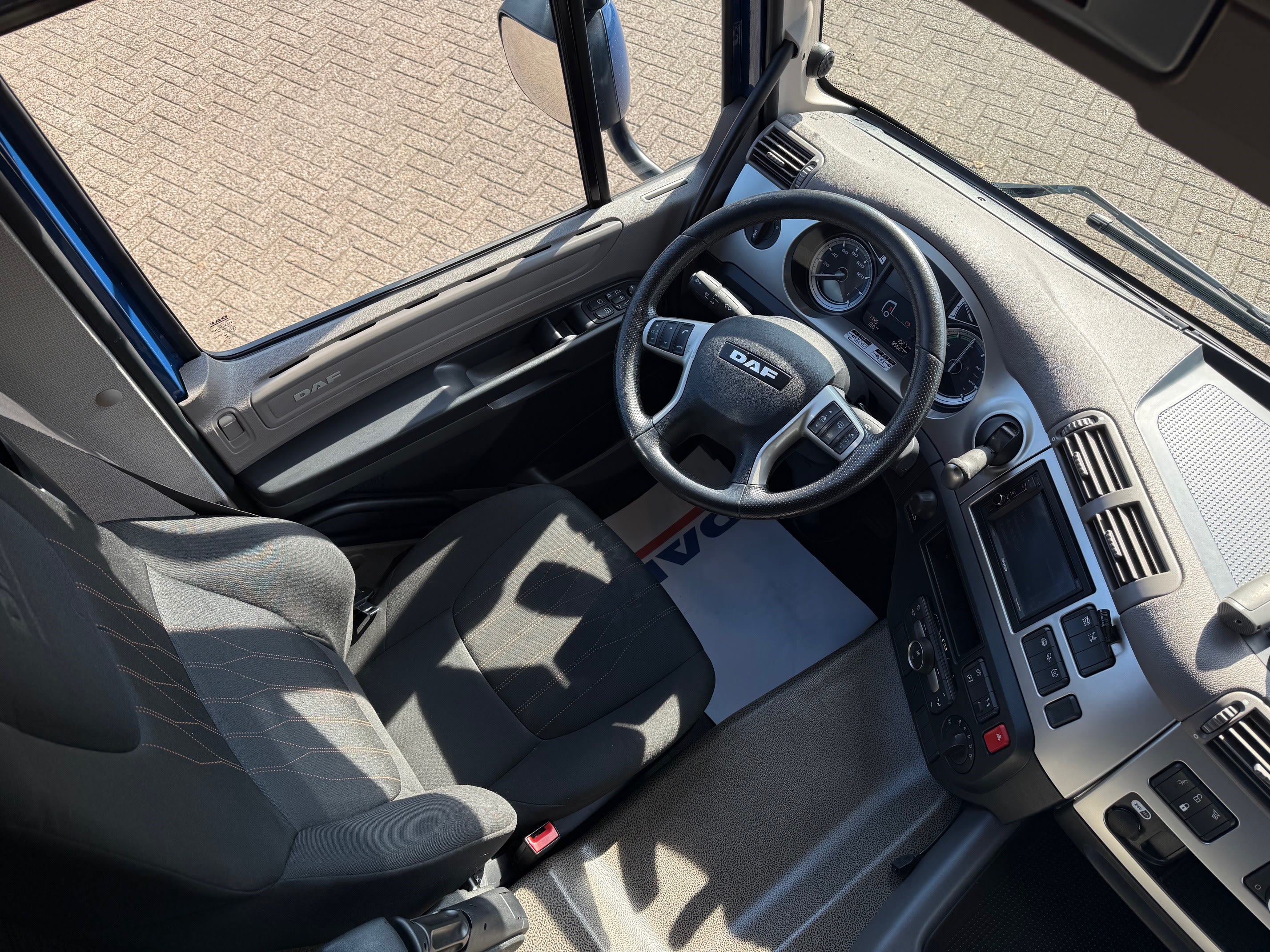 DAF CF 210 FT 4X2 Electric incl. R&M and Battery Warranty null