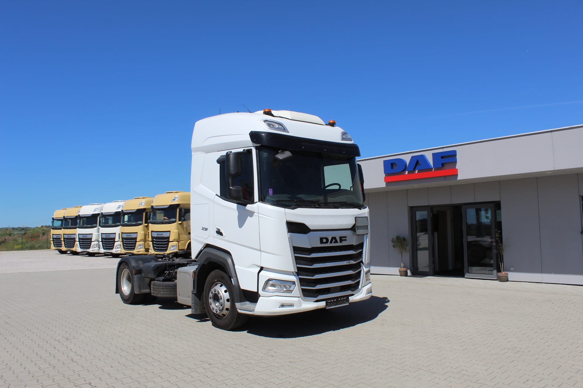 DAF XFn 480 FT 4X2 Full ADR Foto's volgen binnenkort