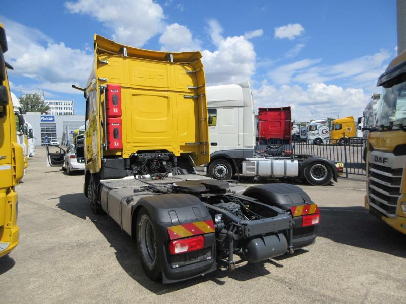 DAF XFn 480 FT 4X2 LOW DECK null