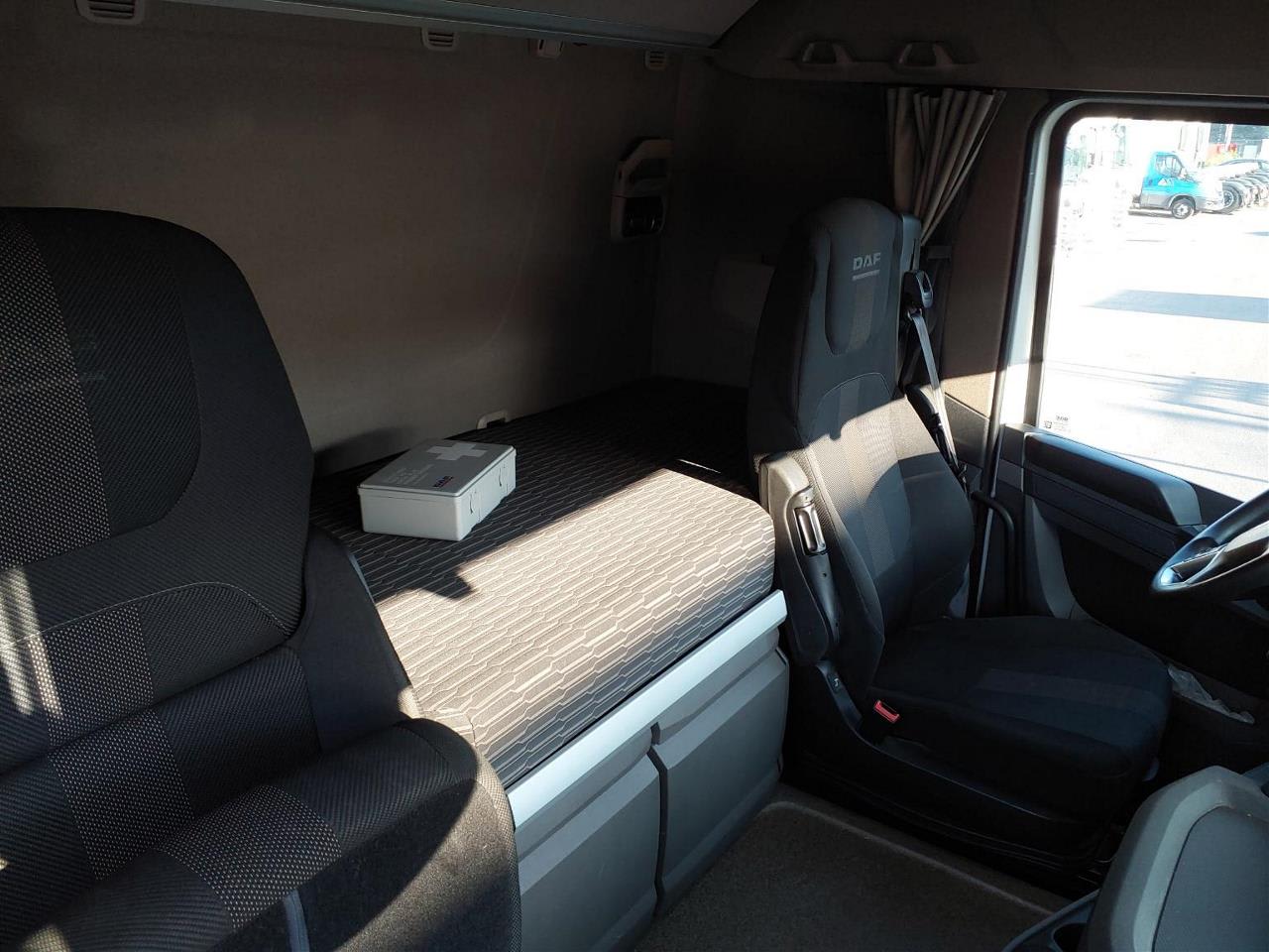 DAF XFn 480 FT 4X2 null