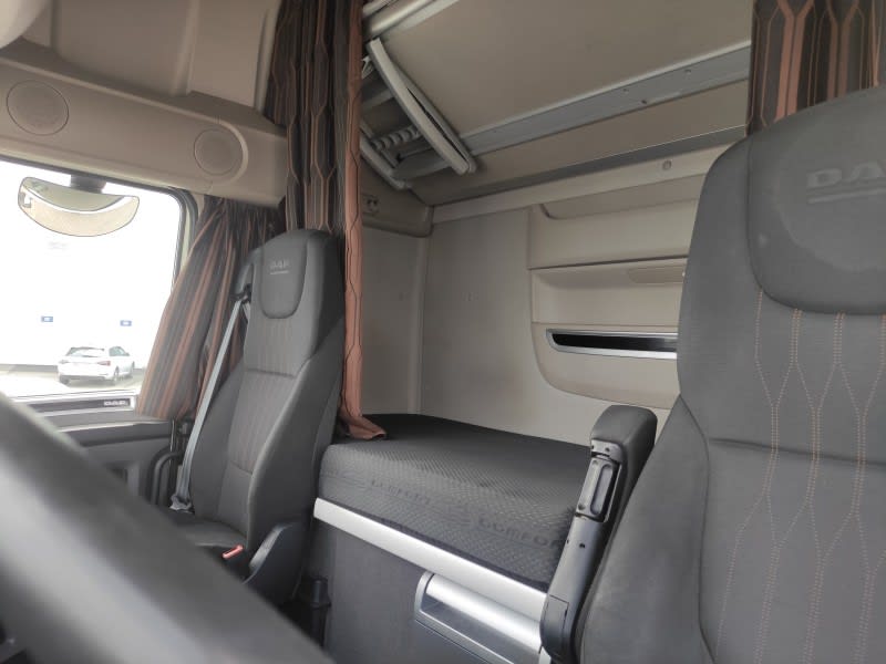 DAF XF 480 FT 4X2 LOW DECK null