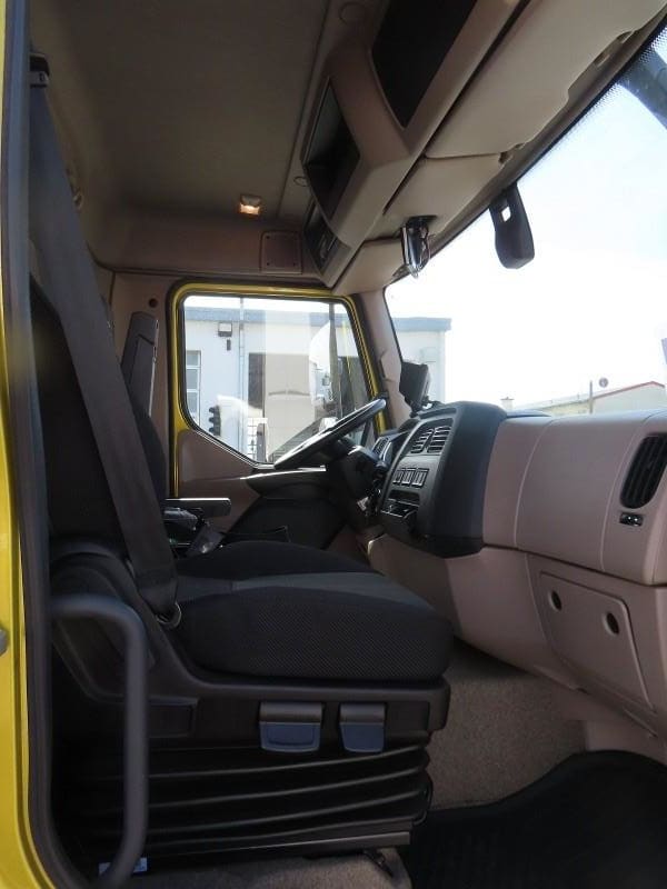DAF XB 230 FA 4X2 null