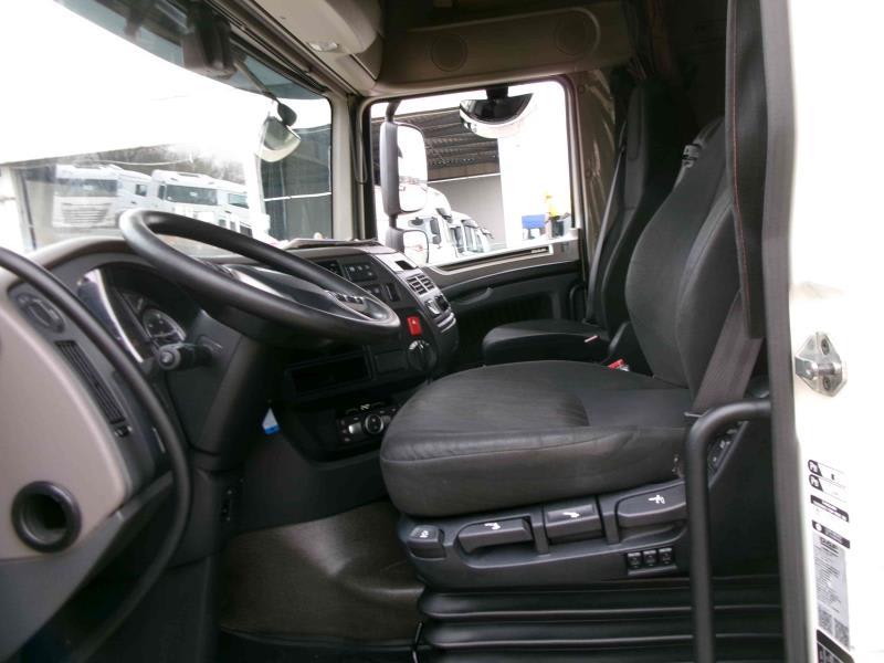 DAF XF 480 FT 4X2 LOW DECK null