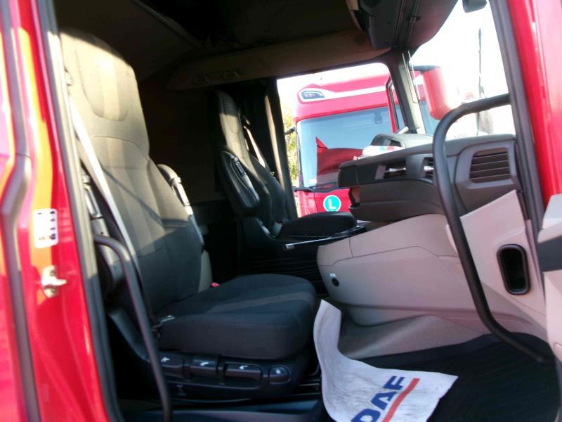 DAF XG 480 FT 4X2 LOW DECK null