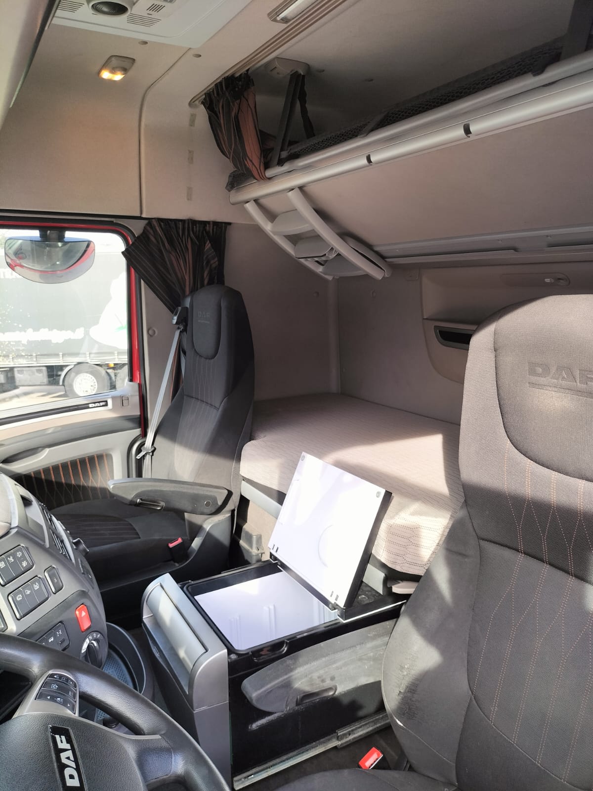 DAF XF 450 FT 4X2 null