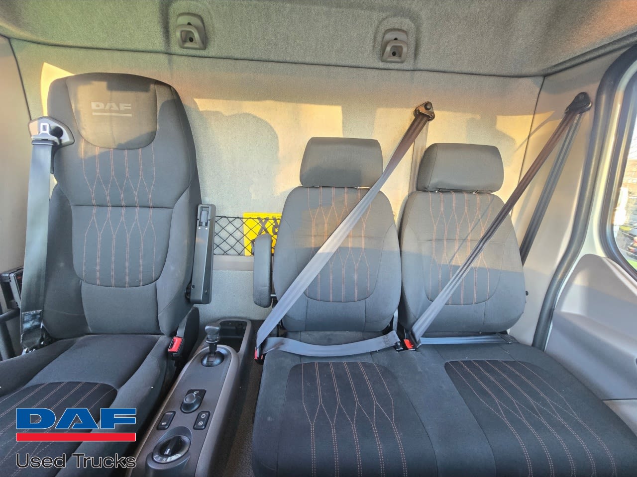 DAF LF 260 FA 4X2 null