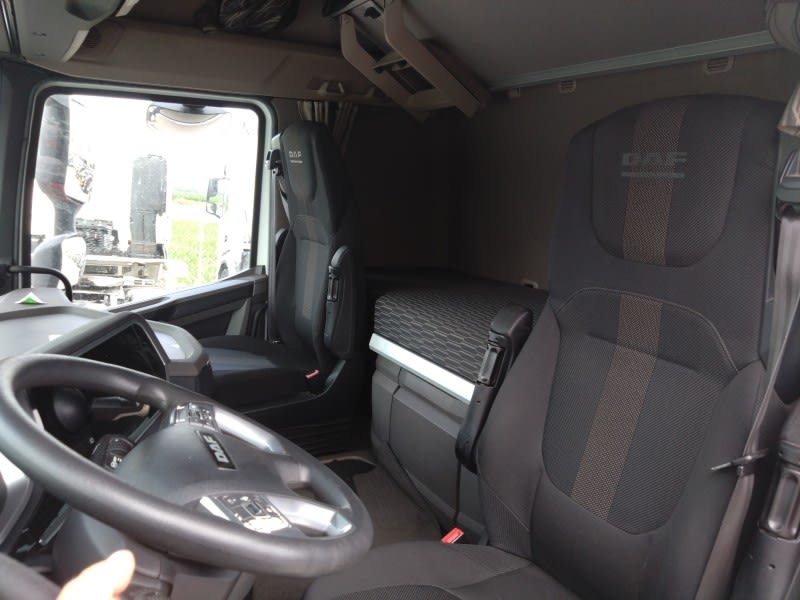 DAF XFn 430 FT 4X2 null