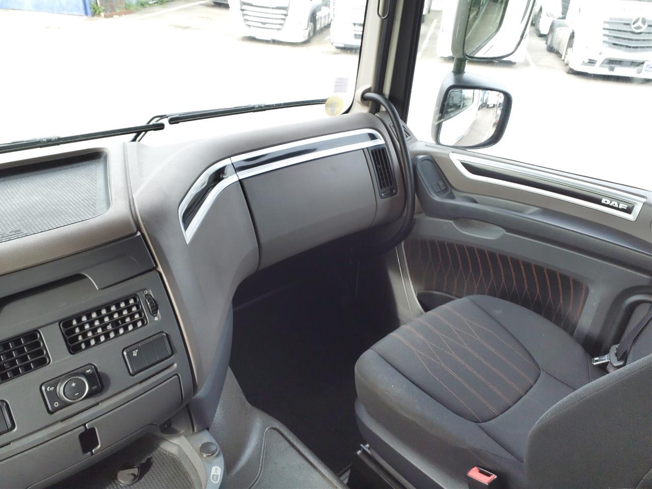 DAF XF 480 FT 4X2 null