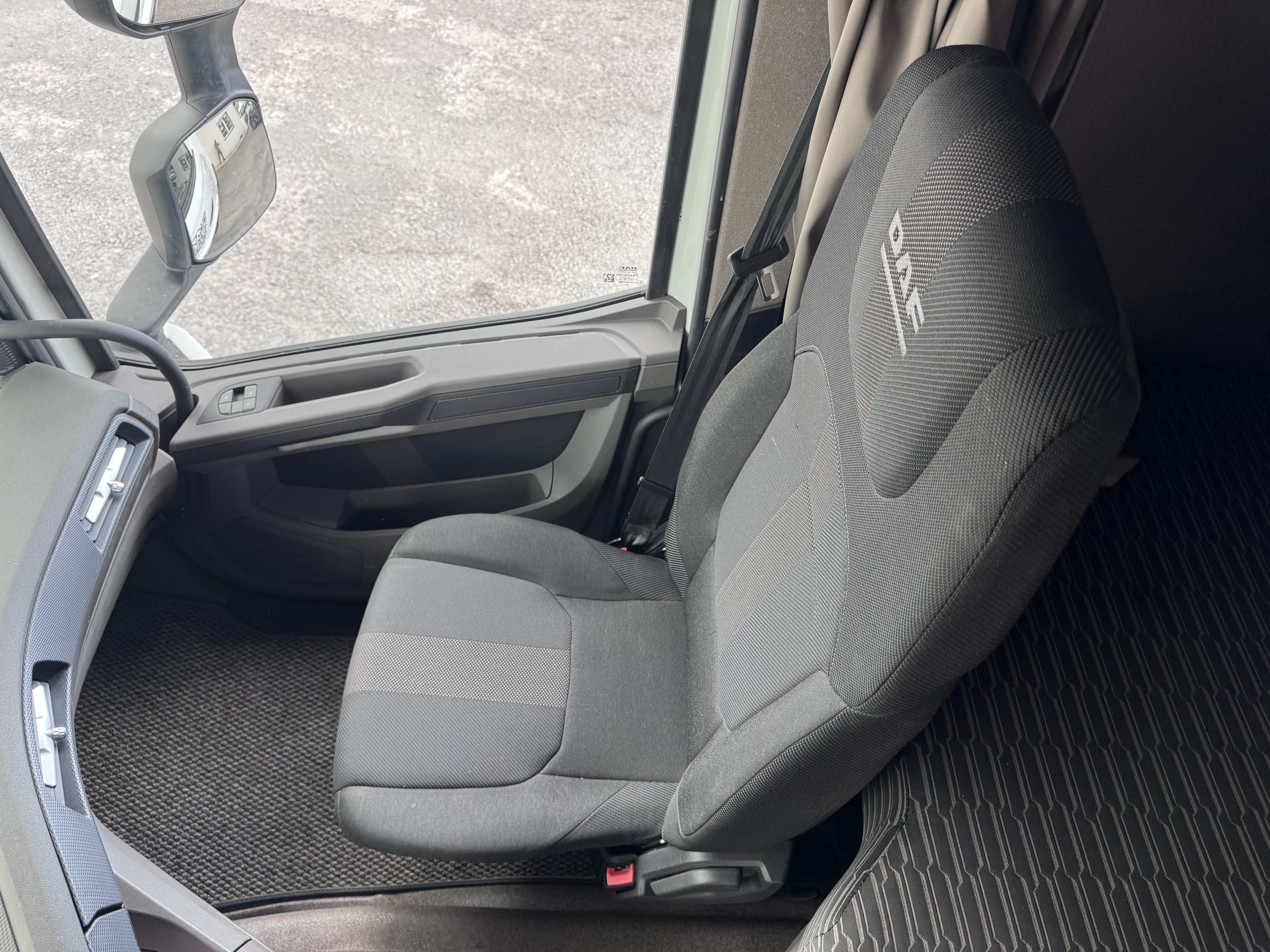 DAF XFn 530 FT 4X2 null