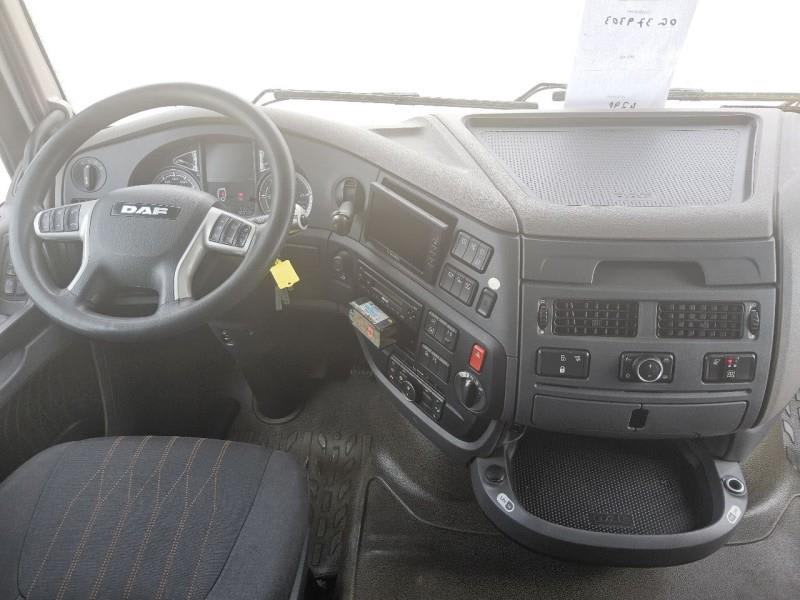 DAF XF 480 FAR 6X2 R null