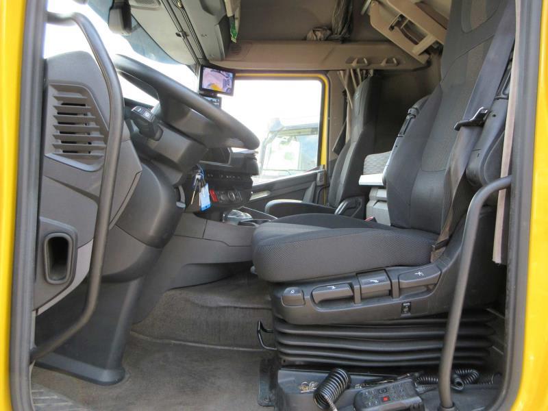 DAF XFn 480 FT 4X2 LOW DECK null
