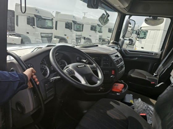 DAF XF 480 FT 4X2 LOW DECK null