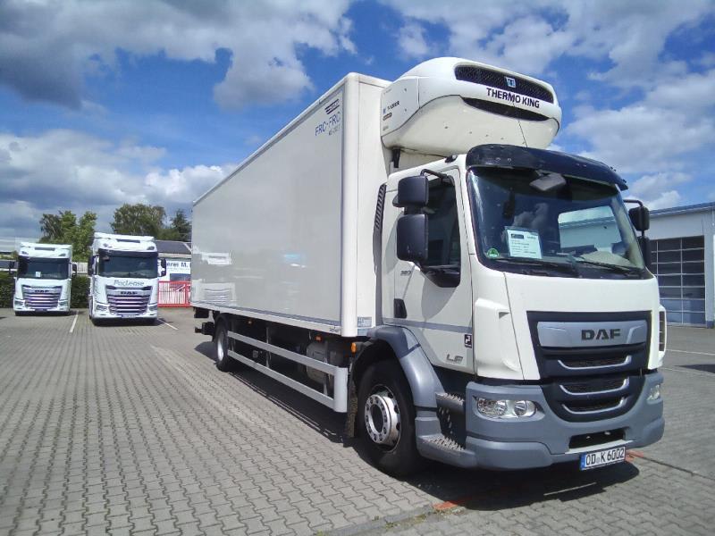 DAF LF 320 FA 4X2 null