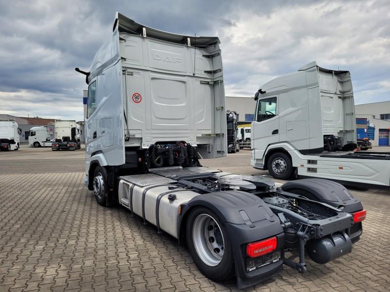 DAF XG 480 FT 4X2 LOW DECK null