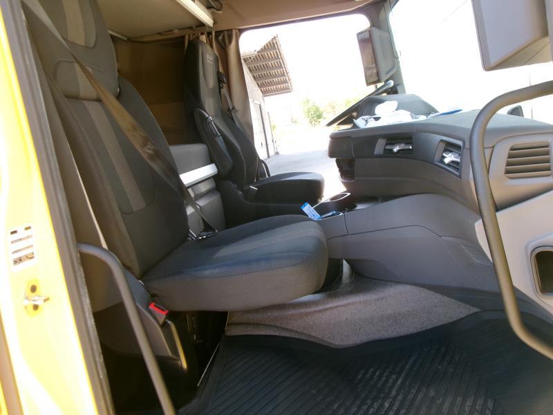 DAF XFn 480 FT 4X2 LOW DECK null