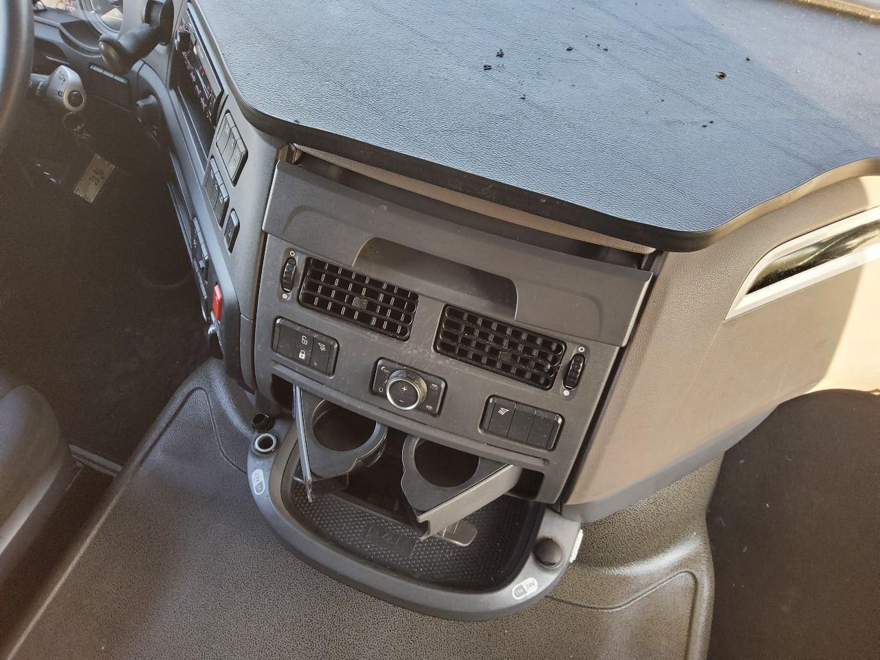 DAF XF 480 FAN 6X2 N null