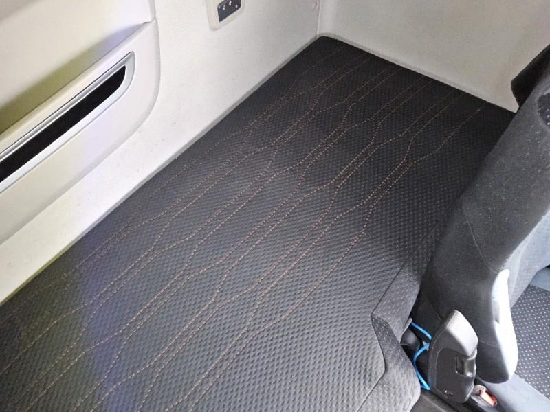 DAF XF 480 FT 4X2 LOW DECK null