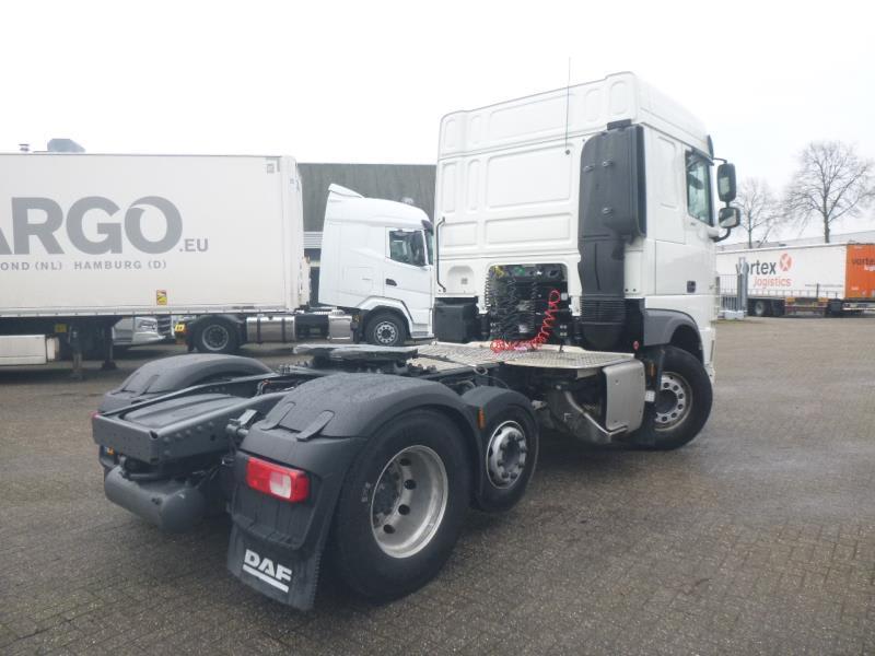 DAF XF 480 FTP 6X2 P null
