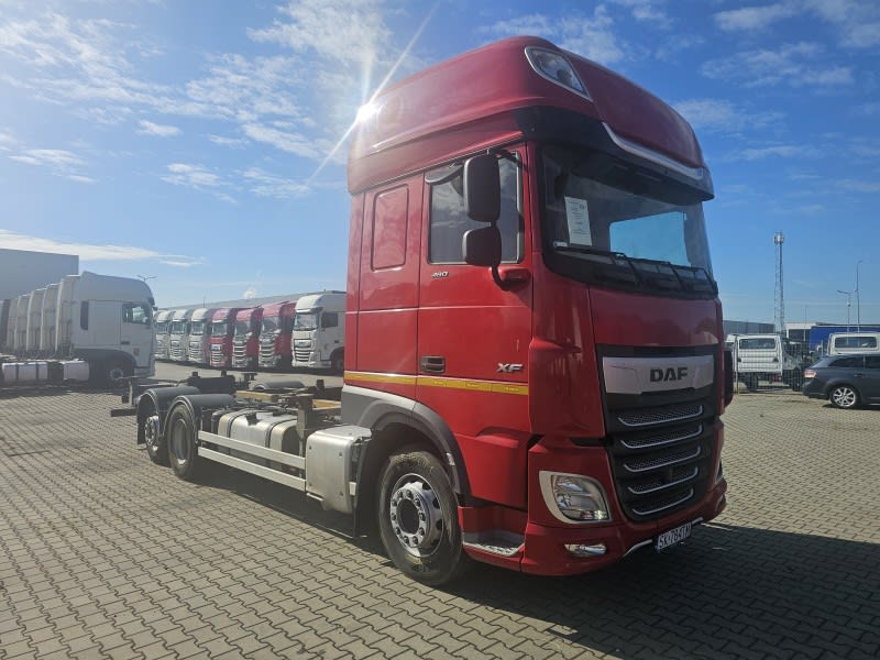 DAF XF 480 FAR 6X2 R null