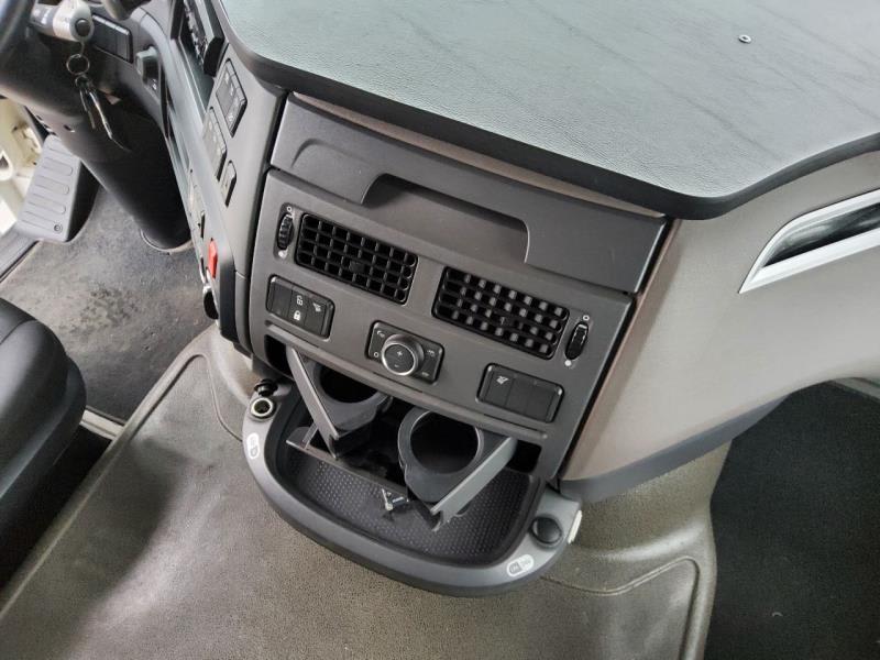 DAF XF 480 FAN 6X2 N null