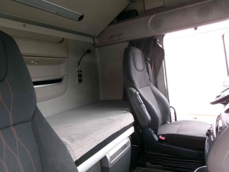 DAF XF 480 FT 4X2 LOW DECK null