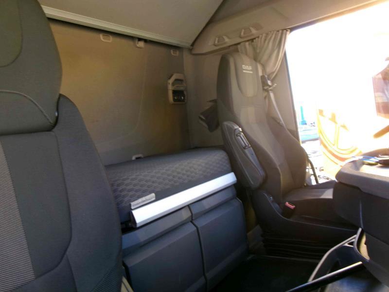 DAF XFn 480 FT 4X2 LOW DECK null