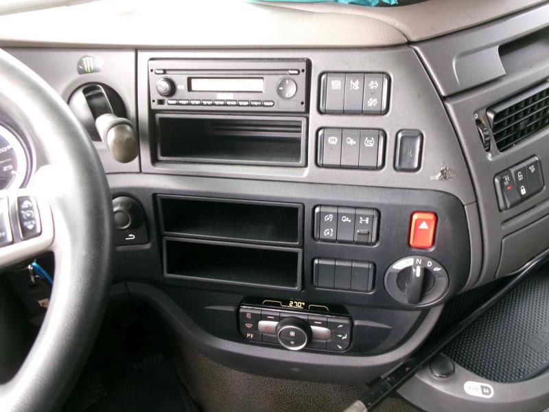 DAF XF 480 FT 4X2 LOW DECK null