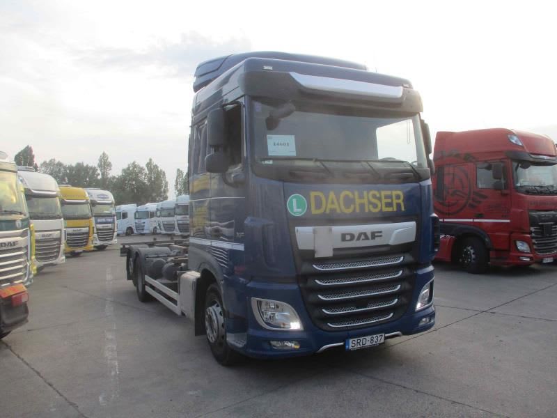 DAF XF 480 FAR 6X2 R null