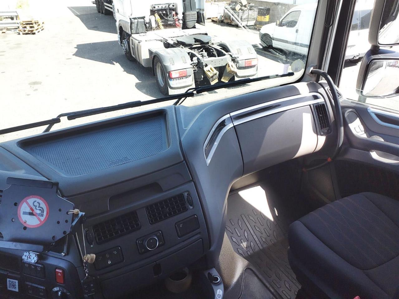 DAF XF 480 FT 4X2 null
