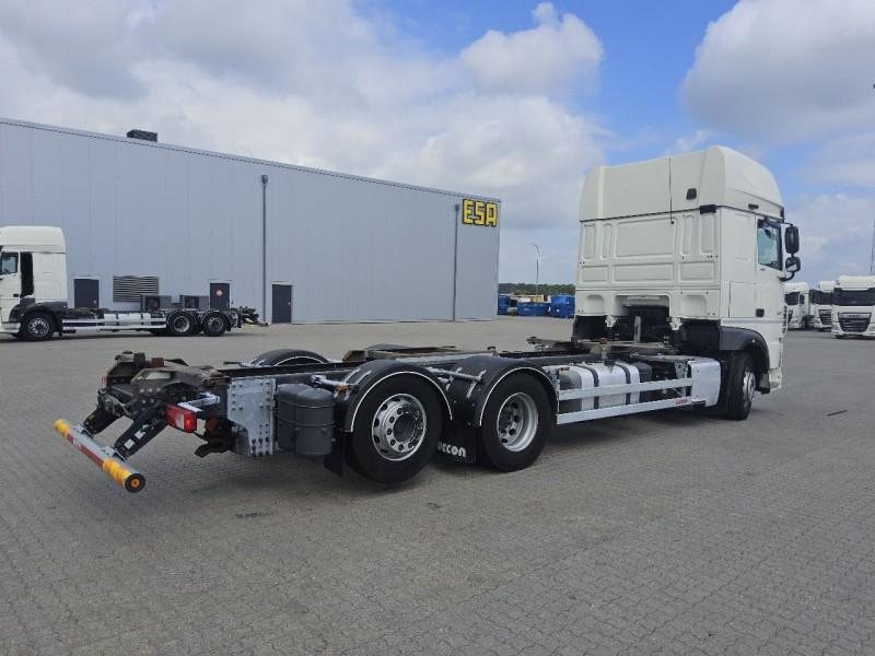 DAF XF 480 FAR 6X2 R null