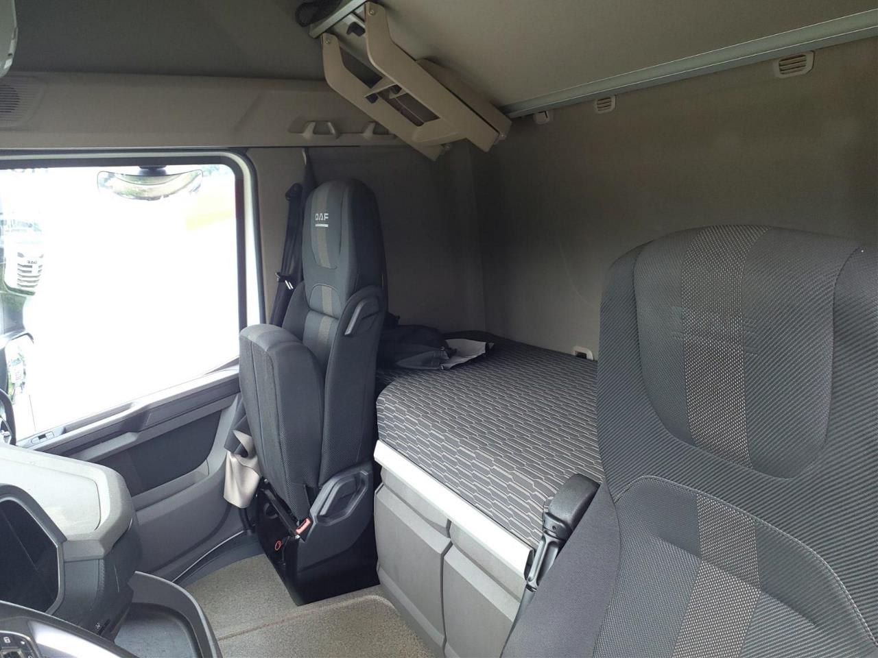 DAF XFn 480 FT 4X2 null