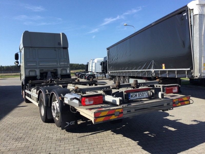 DAF XF 480 FAR 6X2 R null