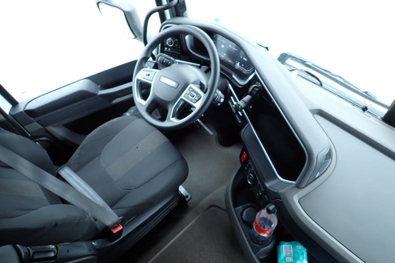 DAF XFn 480 FT 4X2 LOW DECK null