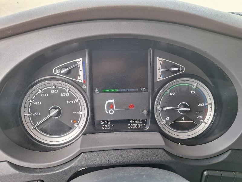 DAF XF 480 FAN 6X2 N LOW DECK null